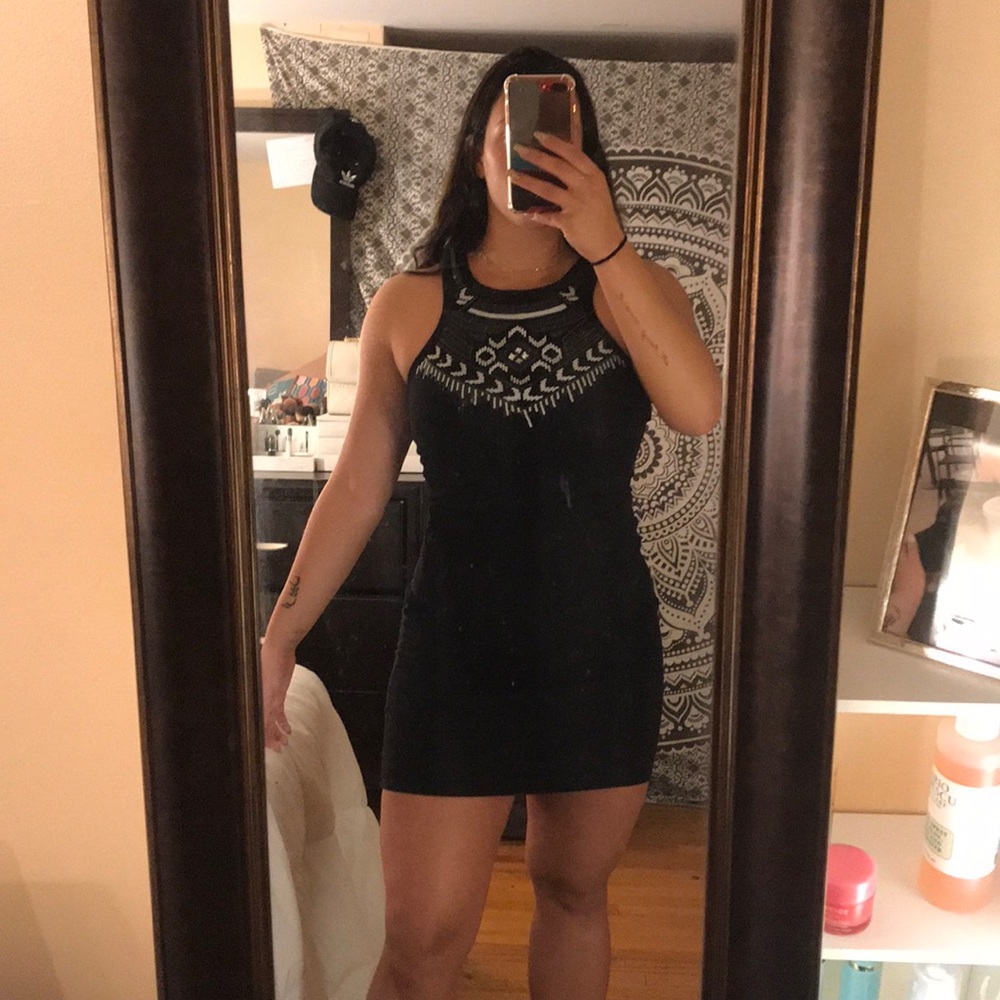 EXPRESS DRESS